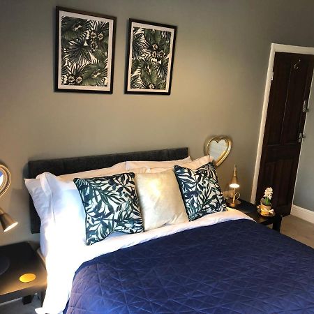 3. Stylish Private Double Room Near Manchester City Centre Exteriör bild